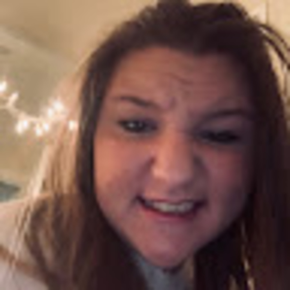 Meet your Posher, Ava